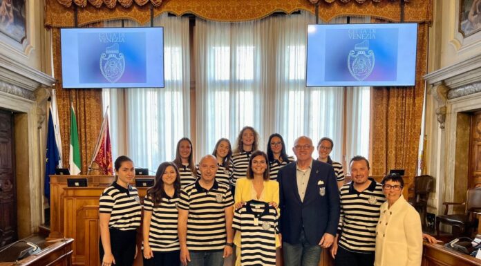 Ricevute a Ca’ Farsetti sette nuove sostitute gondoliere