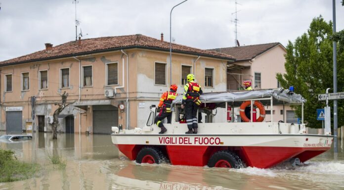 Due morti in Emilia Romagna per il maltempo. Allagamenti e abitazioni evacuate