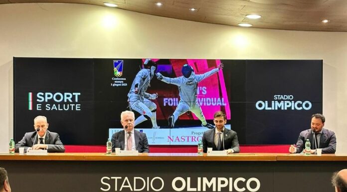 “Nastro rosa”, la scherma con le donne operate di tumore al seno