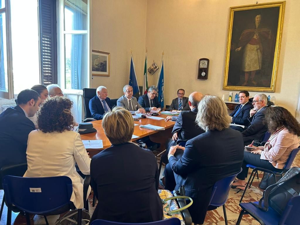 Tavolo della “Compliance”, Garante del Contribuente in Sicilia “Per un fisco amico” Tavolo della “Compliance”, Garante del Contribuente in Sicilia “Per un fisco amico”