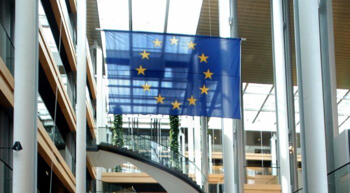 Ucraina, ok Parlamento Ue a regolamento per nuova produzione armi