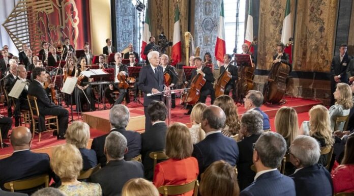 Ucraina, Mattarella “Tentativi di dialogo, ma la pace sia giusta”