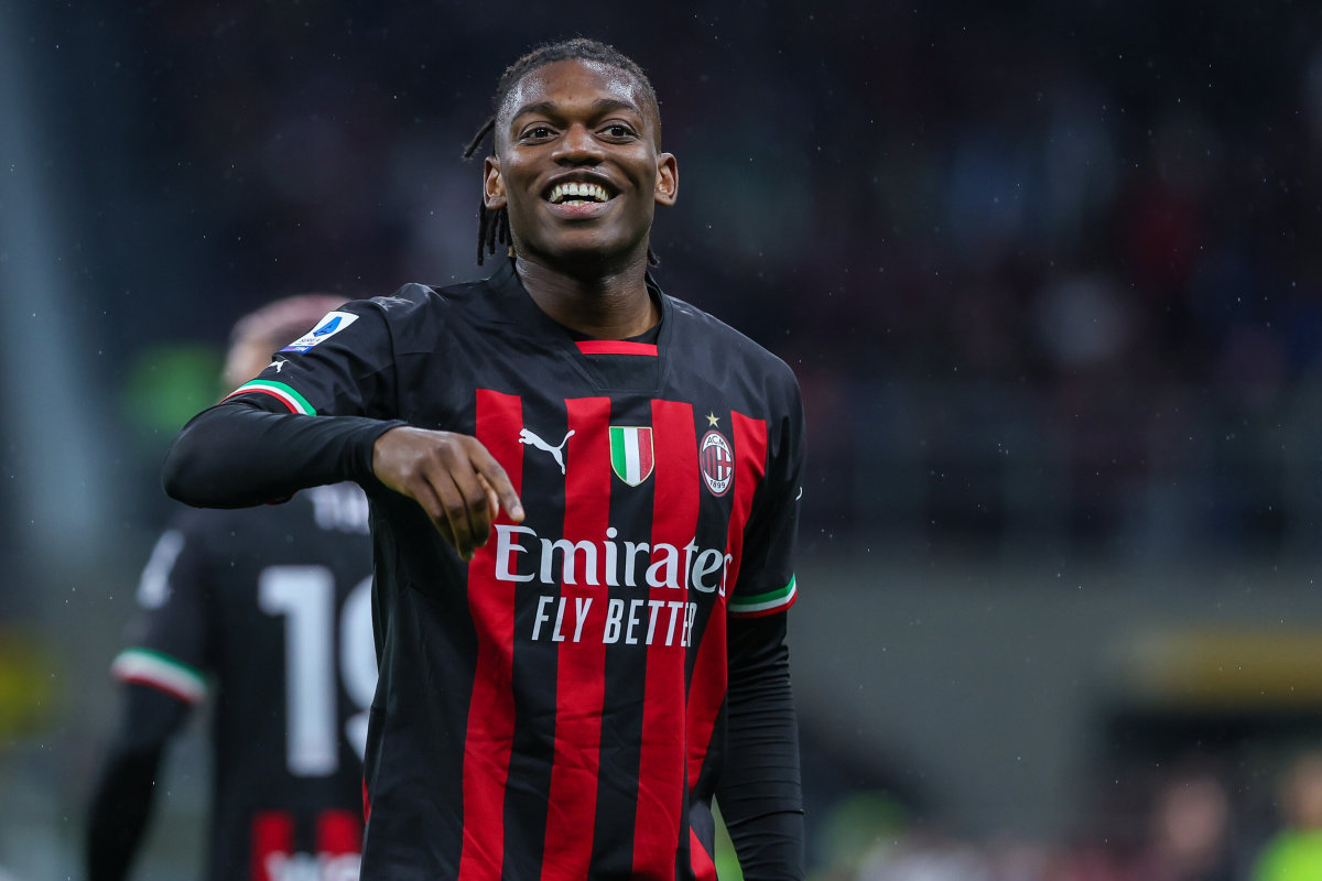 Ufficiale il rinnovo di Leao, al Milan fino al 2028 Ufficiale il rinnovo di Leao, al Milan fino al 2028