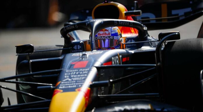 Verstappen in pole al Gp di Spagna, Sainz in prima fila
