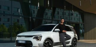 Kia Italia si aggiudica NC Awards con la campagna “Kia+Mahmood”