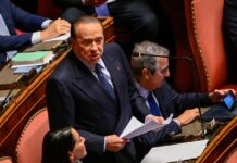 Berlusconi ricoverato al “San Raffaele”
