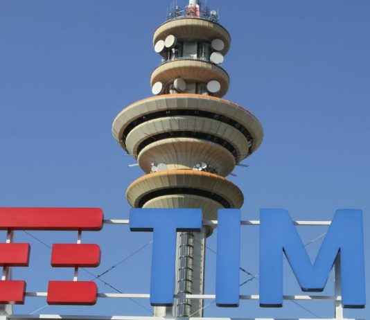 Il Cda di Tim avvia il processo di valutazione dell’Opas di Poste Italiane