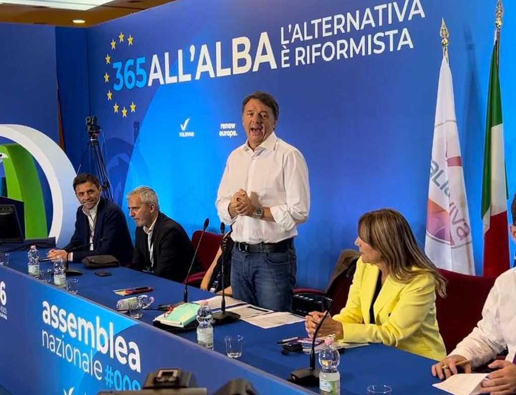 Renzi “Governo inconcludente, a casa con alternativa riformista” Renzi “Governo inconcludente, a casa con alternativa riformista”