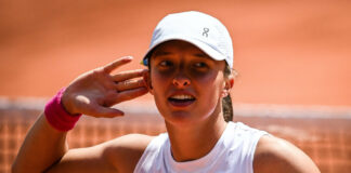 Swiatek fa tris a Parigi, Muchova battuta in finale