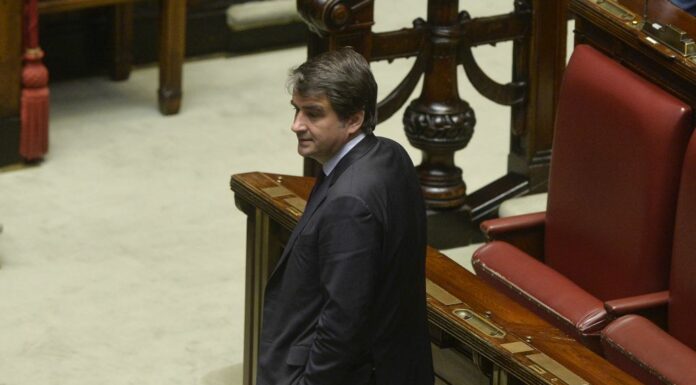 Pnrr, Fitto “Evitare di avere programmi che non si parlano”