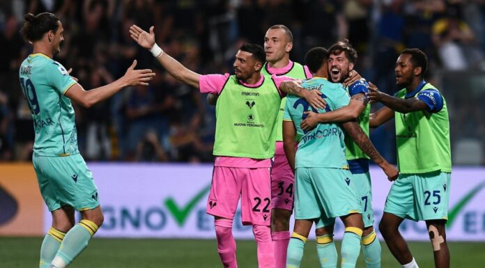 Verona batte Spezia 3-1 e rimane in A, liguri retrocedono