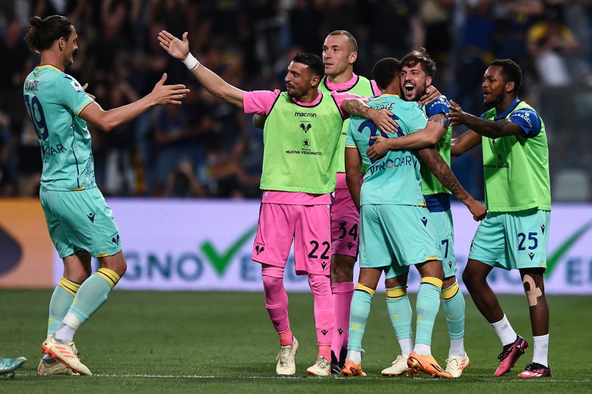 Verona batte Spezia 3-1 e rimane in A, liguri retrocedono
