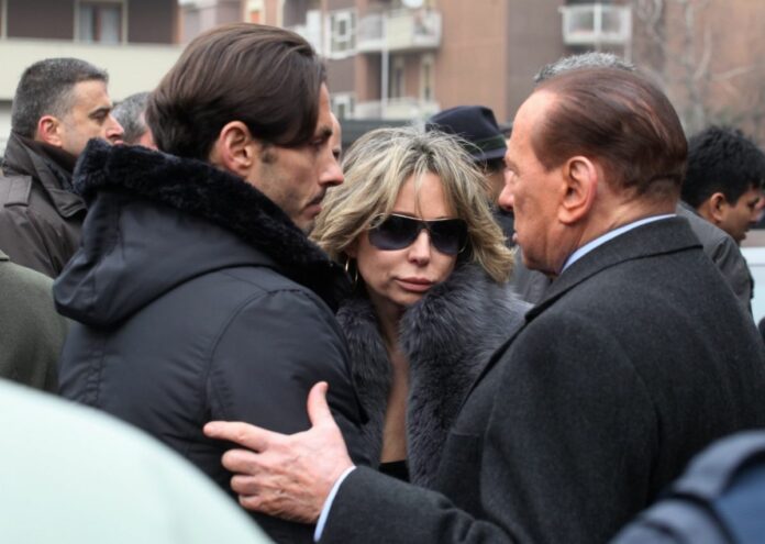 FUNERALE SABRINA BERETTA NIPOTE BERLUSCONI