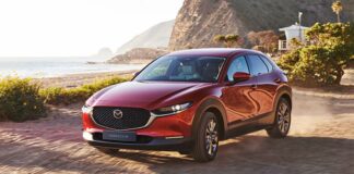 Mazda CX-30 2024 con sistemi di sicurezza e infotainment evoluti