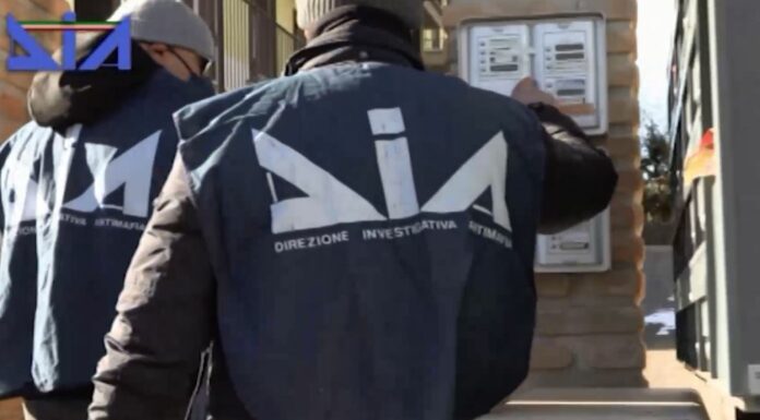 Camorra, tre arresti per estorsioni a imprenditori