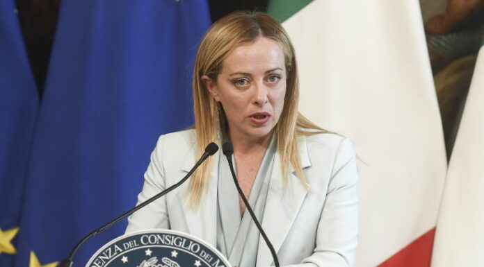 In Grecia vince la destra di Mitsotakis. Meloni “Insieme otterremo importanti risultati”