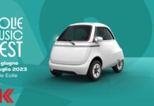 Koelliker porta all’Eolie Music Fest la microcar Microlino