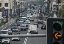 Parco auto italiano vecchio e inquinante, 9,3% ha più di 30 anni