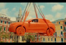 Fiat interrompe la produzione di auto grigie, spazio al colore