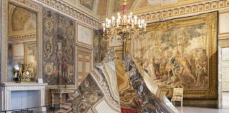 Milano, a Palazzo Reale la mostra “Xhixha. La reggia allo specchio”