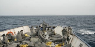 400 migranti in difficoltà, altri 25 a rischio annegamento