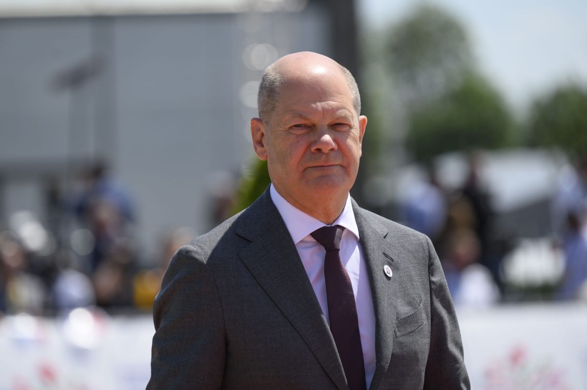 Migranti, Scholz “Non possiamo lasciare l’Italia da sola”