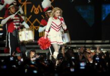 Madonna ricoverata per una grave infezione batterica, tour rinviato