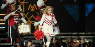 Madonna ricoverata per una grave infezione batterica, tour rinviato
