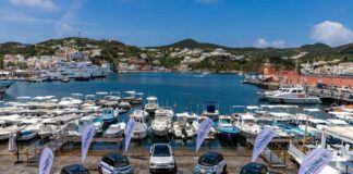 Citroen porta la mobilità elettrica a Ponza con Ami e E-C4 X