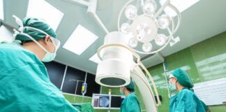 Chirurgia: facciamo il punto sulle possibilità dell’ortognatica con il Dottor Tartaro sala chirurgica