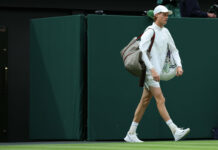 Sinner ai quarti a Wimbledon, Galan battuto in tre set
