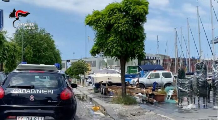 Duro colpo al clan di camorra Cesarano, 18 arresti