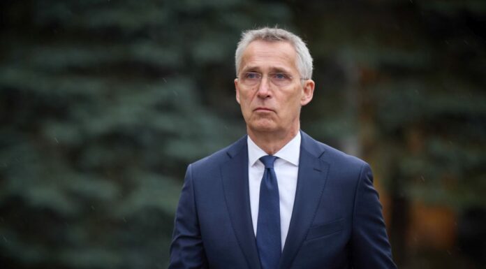 Erdogan dice sì alla Svezia nella Nato, per Stoltenberg “passo storico”