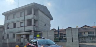 Violenza sessuale nei confronti sorellastra, arrestato in Brianza