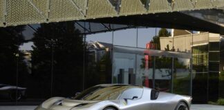 Ferrari presenta la KC23, nuova one-off di Maranello