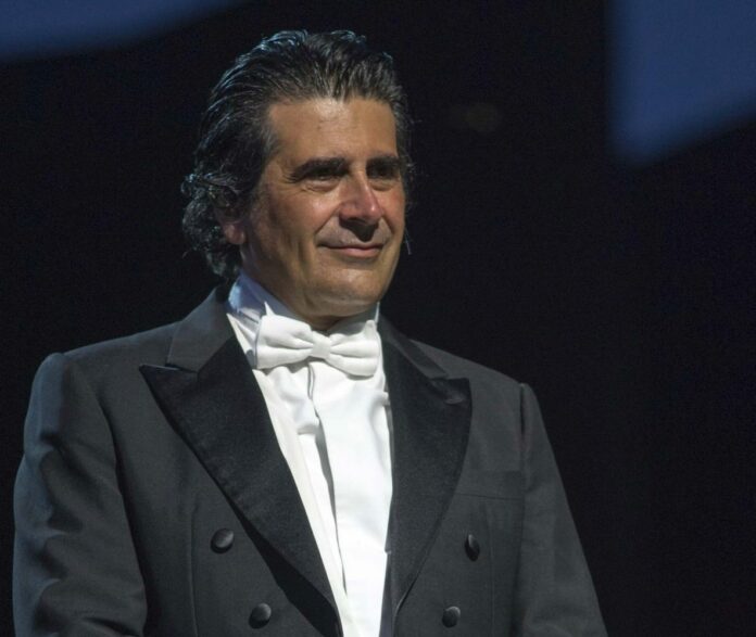 La Voce della Luna con Stefano Massini Dirett. Alberto Veronesi 11/07/2020