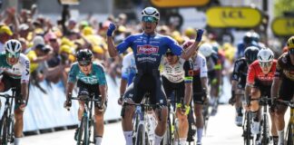 Philipsen cala il poker al Tour, Vingegaard resta in giallo