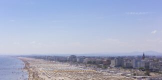 La riviera romagnola è adesso tutta balneabile