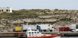 L’Europarlamento chiede agli Stati più impegno per salvare i migranti