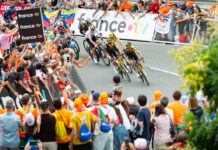 Izaguirre vince la 12^ tappa del Tour, Vingegaard leader