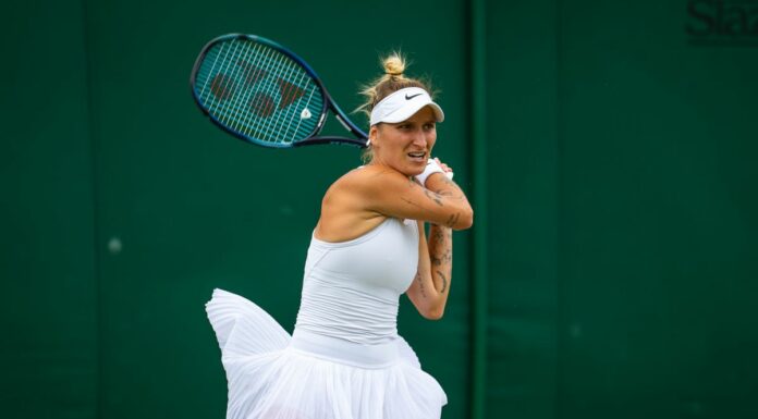 Vondrousova regina a Wimbledon, Jabeur piegata in finale