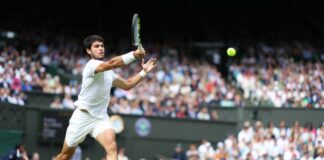Alcaraz trionfa a Wimbledon, Djokovic ko in 5 set