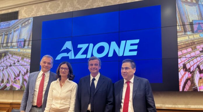 D’Amato aderisce ad Azione, Calenda “Ci saranno altri nuovi arrivi”