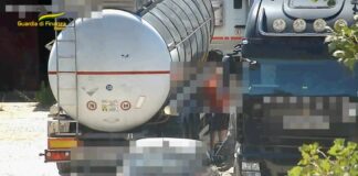 Roma, 15 arresti per traffico illecito di carburanti e corruzione