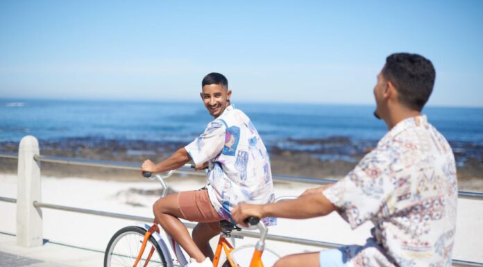 I viaggi LGBTQ+ tra cautela e fiducia in una ricerca di Booking.com