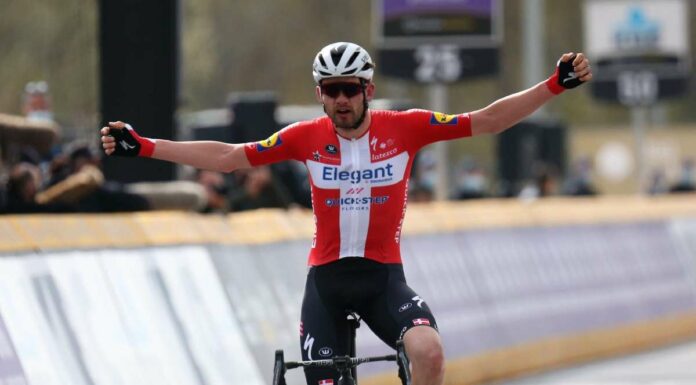 Asgreen vince in volata al Tour, Vingegaard resta in giallo