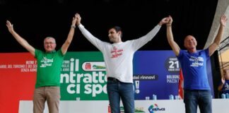 Contratti terziario, sindacati in piazza a Bologna per il rinnovo