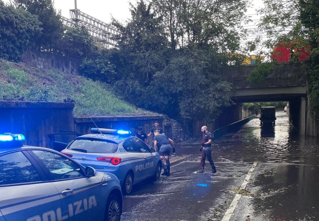 Grandine e vento in Lombardia, donna muore in Brianza