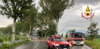 Violento temporale nella notte a Milano, morta 16enne a Brescia