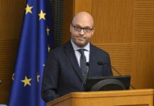Lorenzo Fontana “No a scontri tra politica e magistratura”